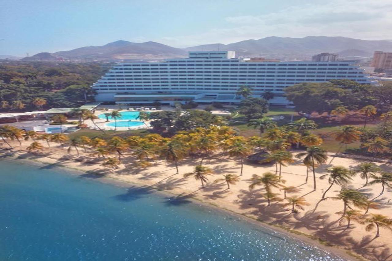 Paradise Puerto La Cruz ภายนอก รูปภาพ